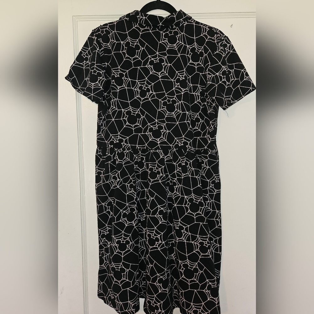 Cakeworthy Disney Mickey Spiderweb Dress XL - Picture 2 of 3